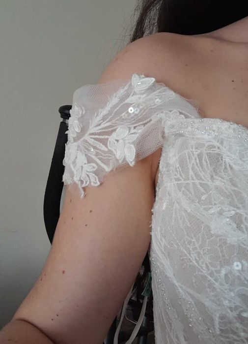 niepowtarzalna suknia ślubna kwiaty, łąka +welon!