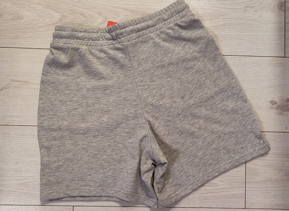 Жіночі базові трикотажні шорти F&F нові