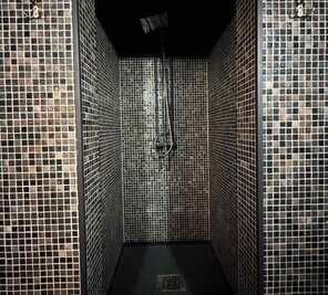 Баня на Бориспільській,19 (Рембаза)