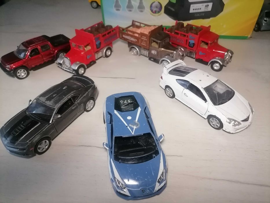 Машинки по 70 грн