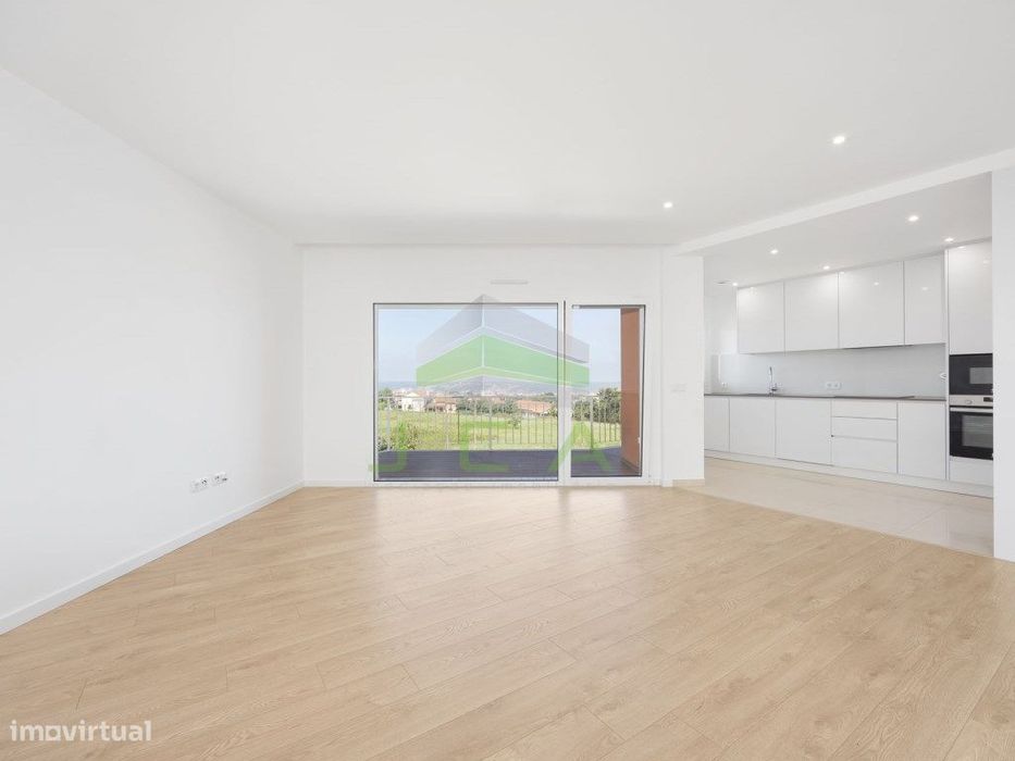 Apartamento T2 semi-novo