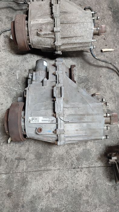 Роздатка Jeep Cherokee 3.0 2005-2010р