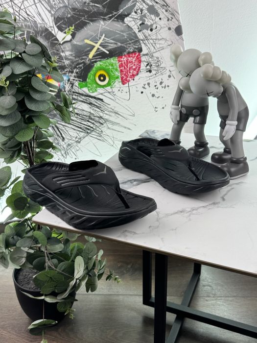 Нові тапочки шльопки Hoka Ora Recovery 45 розмір Е12004