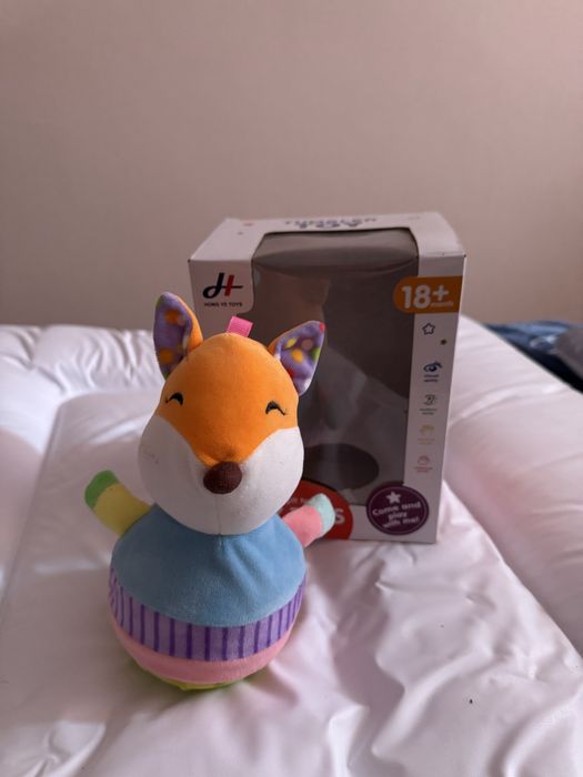 Іграшка неваляшка Лисичка