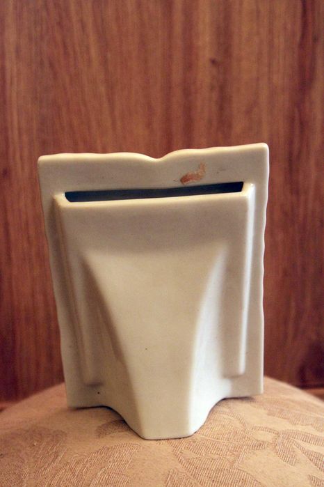 Moldura vintage em porcelana Ecof