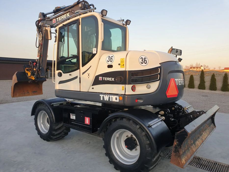 Terex TW 110 ROTOTILT/SZCZYPCE 3-ŁYŻKI SPROWADZONY ŁADNY STAN