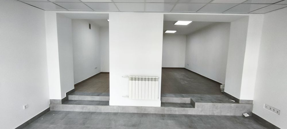 Оренда Центр міста комерційного приміщення  21--30 м2