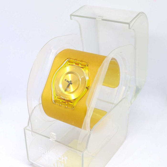 Vendo relógio Swatch original - SFJ101 Yellow Jelly Skin - estado novo