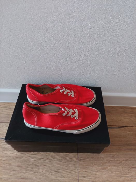 Czerwone trampki sneakersy victory 37