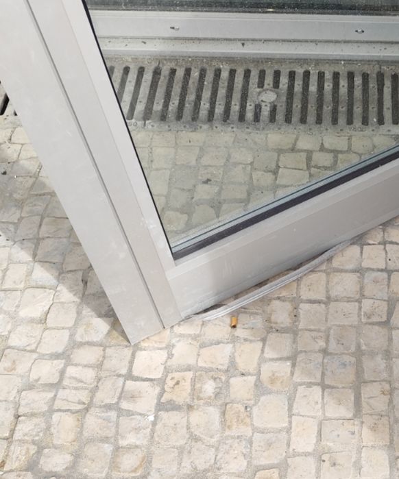 Serralheiro de alumínio -Reparações e pequenos trabalhos (Guimarães)