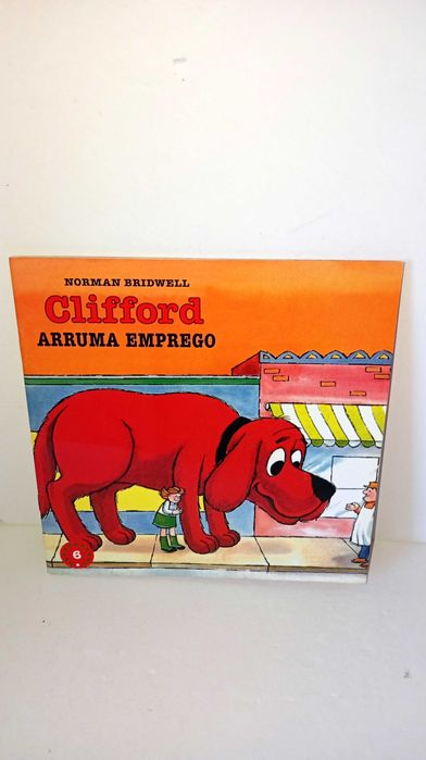 Clifford Gets a Job - Brazilian Book