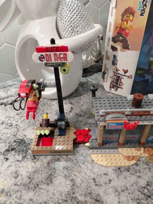 Lego 70422 Hidden Side kłopoty w restauracji