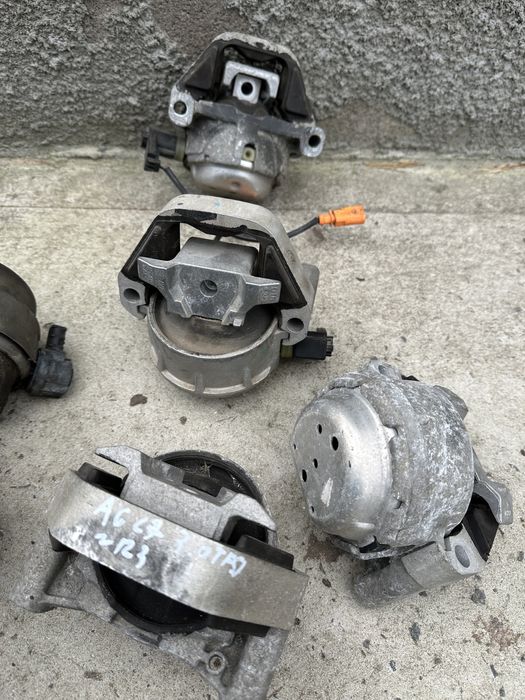 Подушка двигуна , коробки Ауді а6 с6, а6 с7