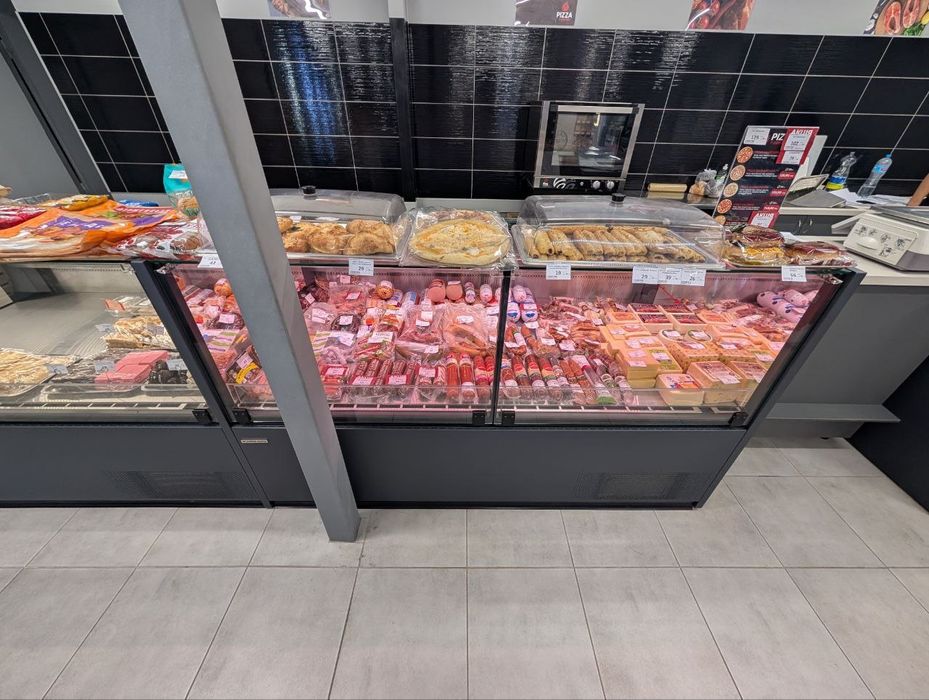 Вітрини холодильні багато різних моделей