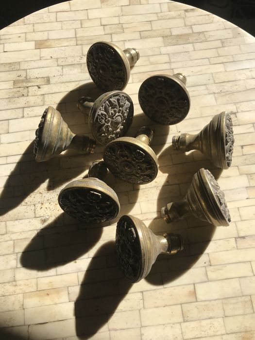 Conjunto de maçanetas em latão