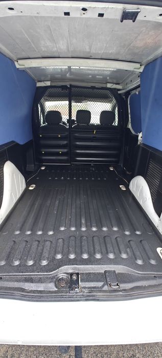 Citroen Berlingo longa 3 lugares