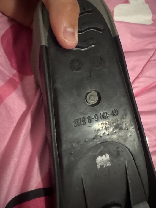 Barbatanas da marca nava tornado