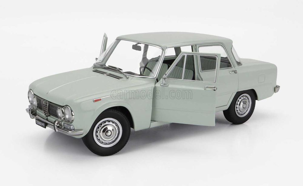 1:18 Mitica Alfa Romeo Giulia 1.6 Ti 1962 very light green