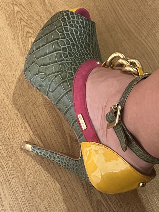 Sapatos mulher Egidio Alves tamanho 37
