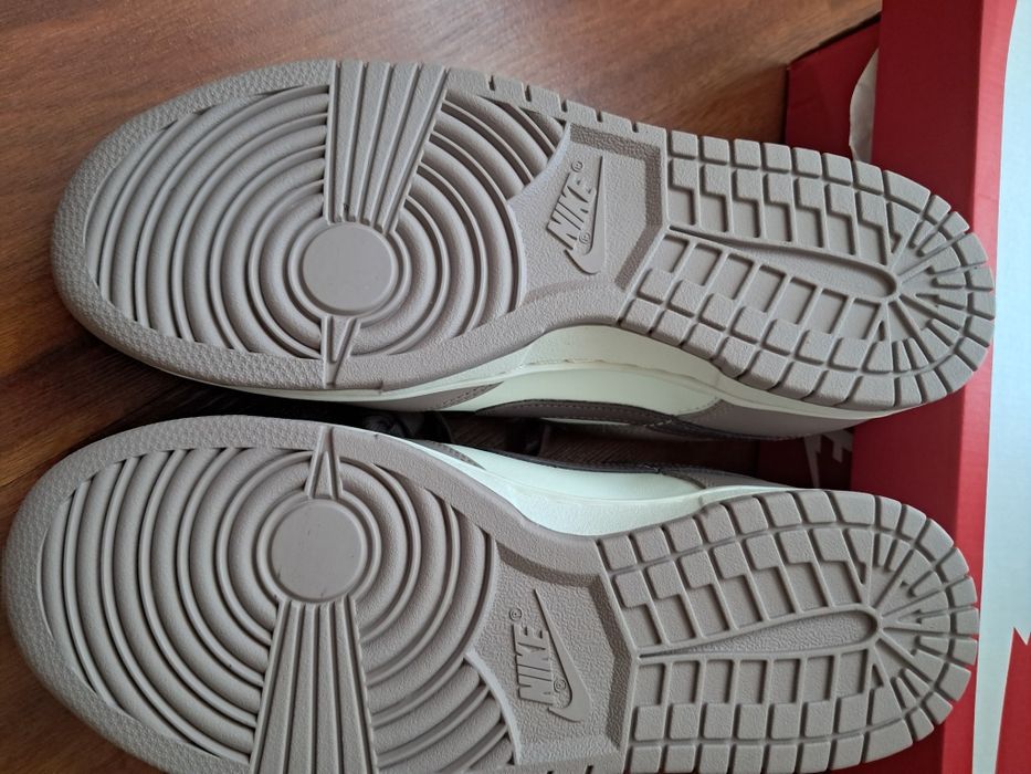 Nike Dunk Low r. 40.5