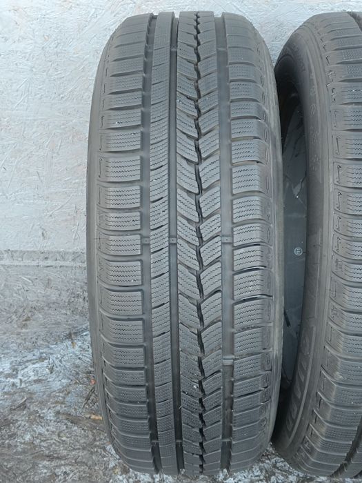 215/60R17 96H Nexen Winguard Sport