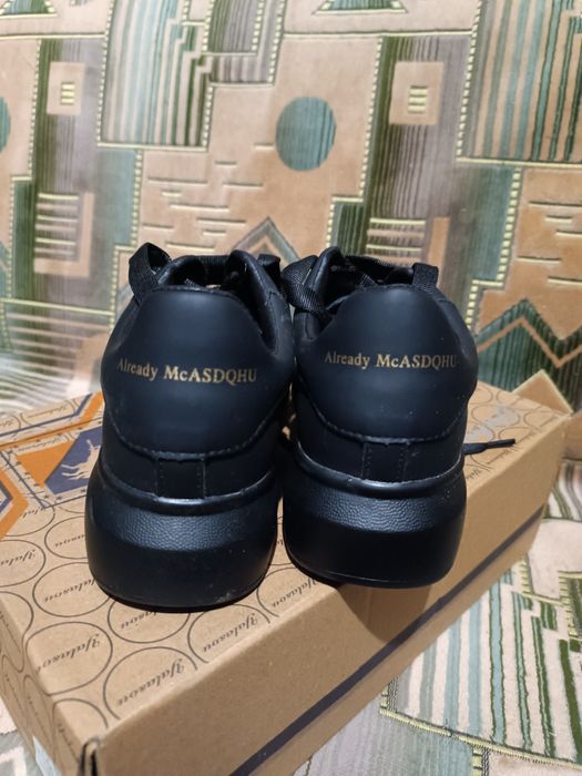 Кеди жіночі 37 розмір