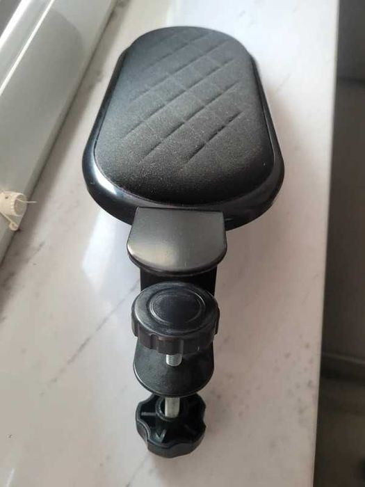 Składany podłokietnik pod biurko – regulowany ergonomiczny na mysz PC