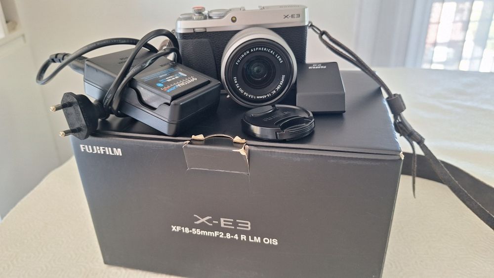 Fujifilm X-E3 - XC 15-45mm f/3.5-5.6 OIS PZ