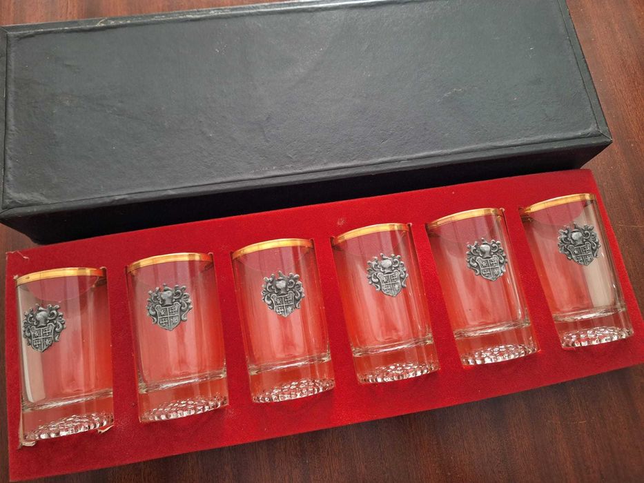 Copos vintage com aplicação de estanho - nunca usados