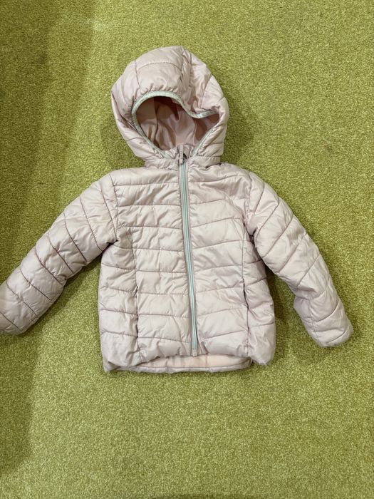 Куртка весняна для дівчинки на 3 роки