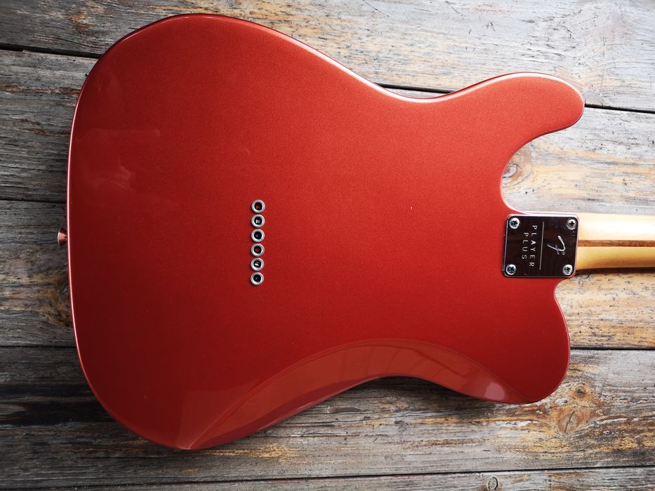 Fender Telecaster Player Plus com ponte Piezo AST Fishman Powerbridge