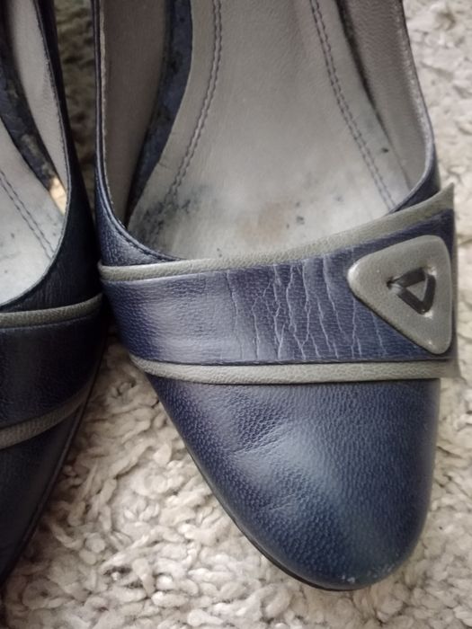 Skórzane buty damskie rozmiar 36 firmy Wojas