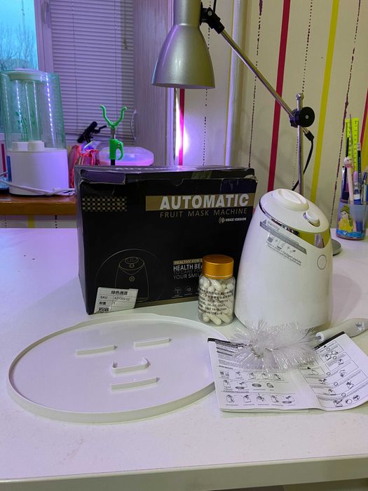 Машинка для изготовления масок Automatic fruit mask machine