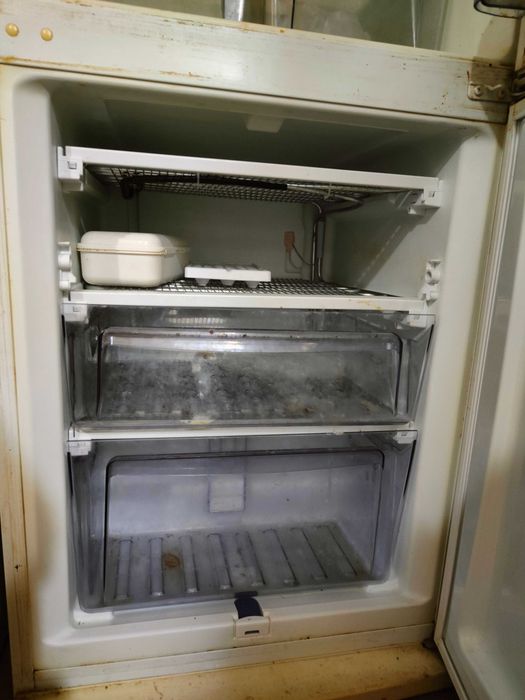 Холодильник Yamaha