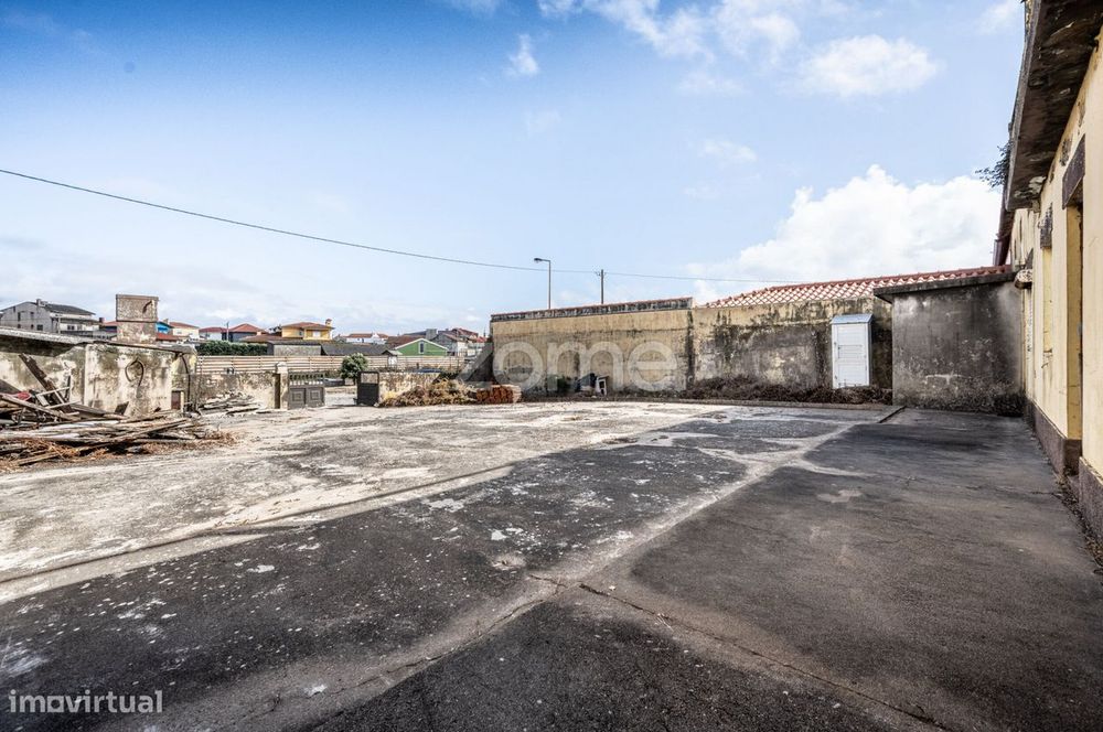 Moradia em Aguçadoura a 3 minutos da Praia.