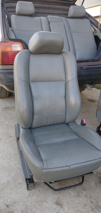 cały komplet foteli skórzanych szarych do Honda Accord VI 1999r