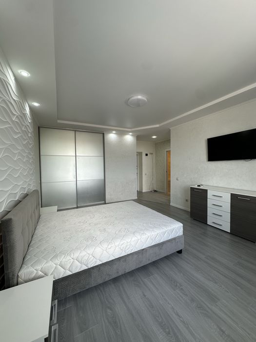 Здам квартру в ЖК Щасливий 1, центр, Дафі