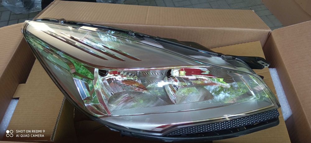 FORD KUGA II 2013 + lampa przednia