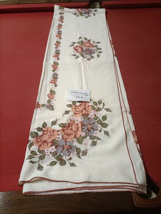 Toalhas de mesa.