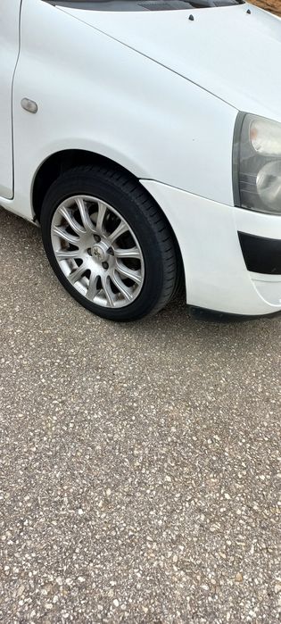 Vendo ou troco Clio 2 Lugares