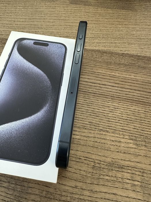 Iphone 15 Pro com 256gb