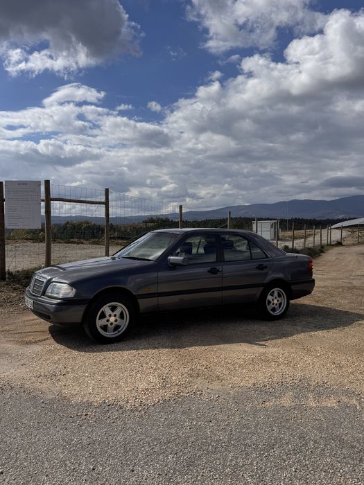 Mercedez Benz  C200 D   (W202)
