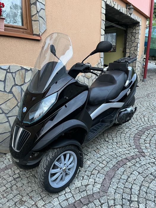 Piaggio MP3 400 mp-3