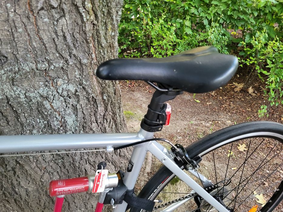 Triban 100 koła 28"rama20"  nówka!