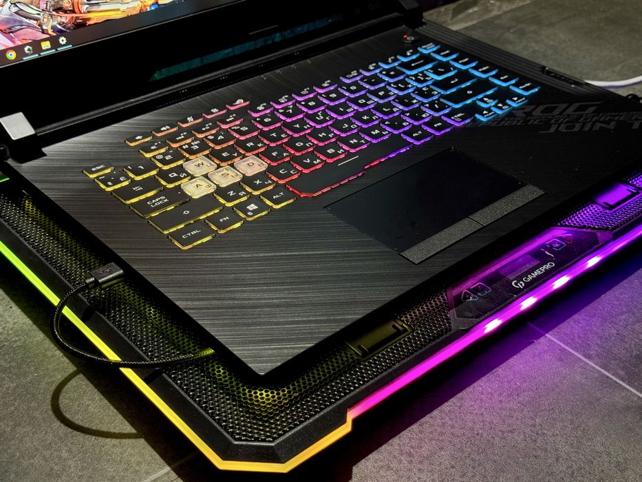 ASUS ROG RTX2070 8GB||i7-10750H|16/512|144Hz G-Sync