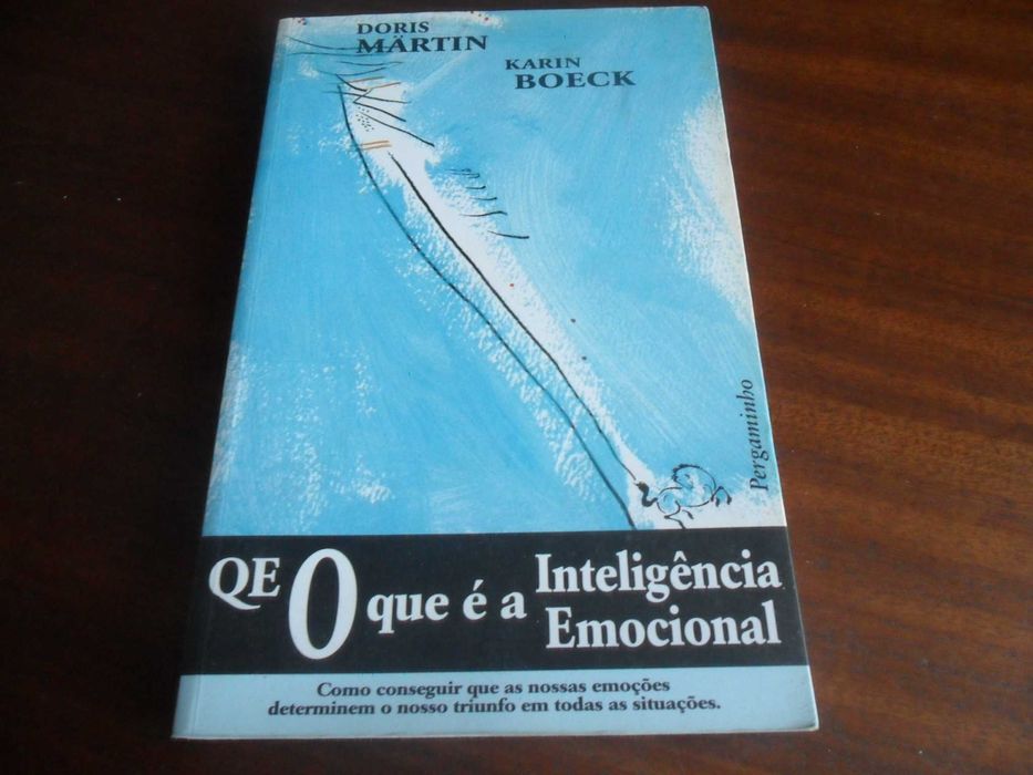 "QE - O Que é a Inteligência Emocional" de Doris Märtin e Karin Boeck