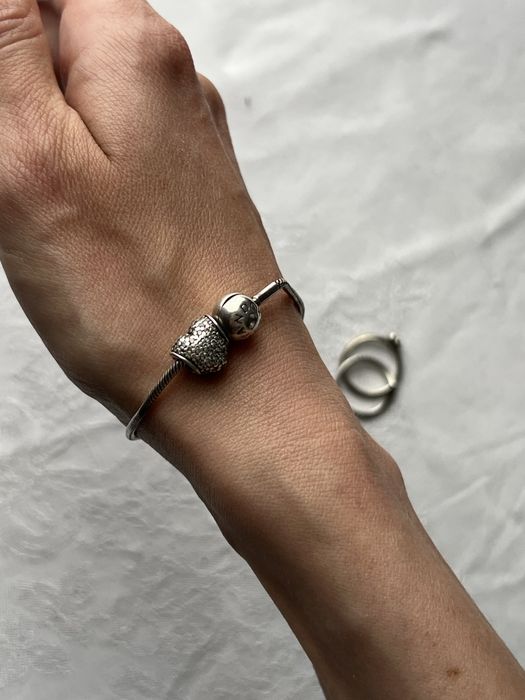 Браслет pandora essence з шармом 17см оригінальний