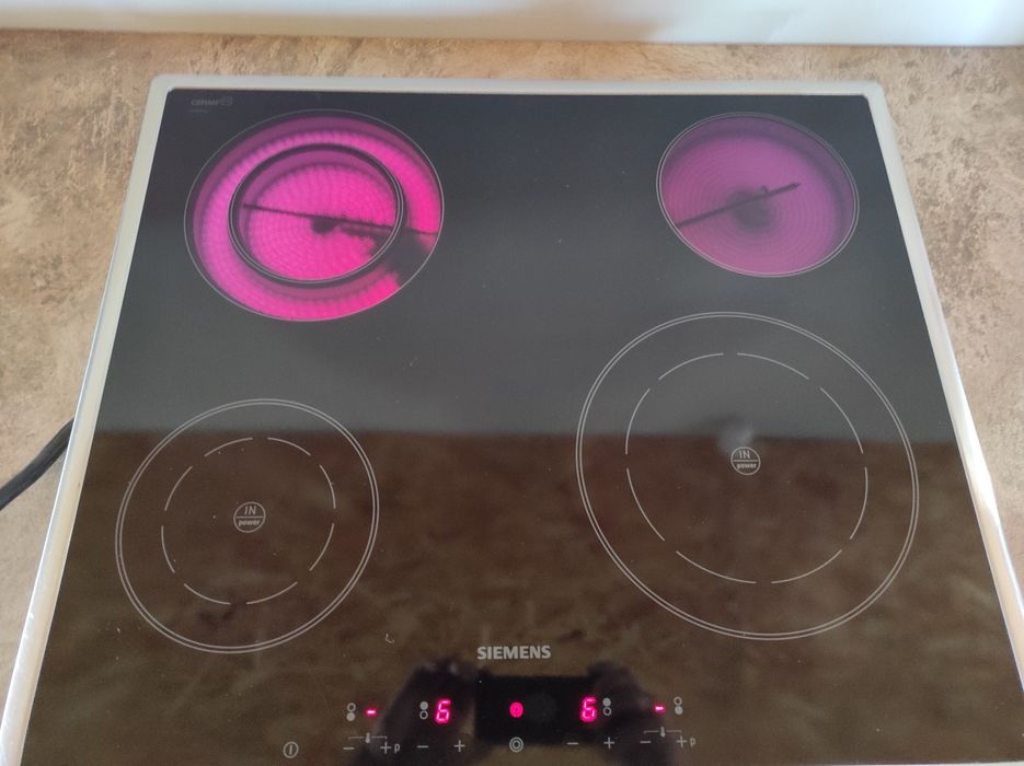Комбинированная варочная поверхность Siemens EH755501E