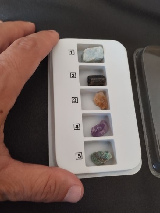 Amostra de pedras semi preciosas da Marca H.Stern