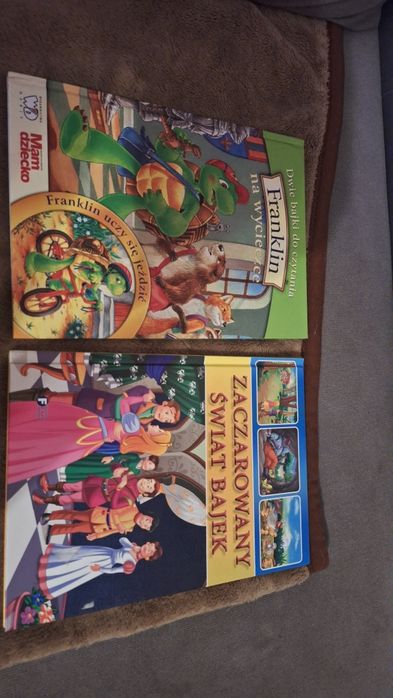 "Franklin na wycieczce. Franklin uczy się jeździć." "Zaczarowany świat